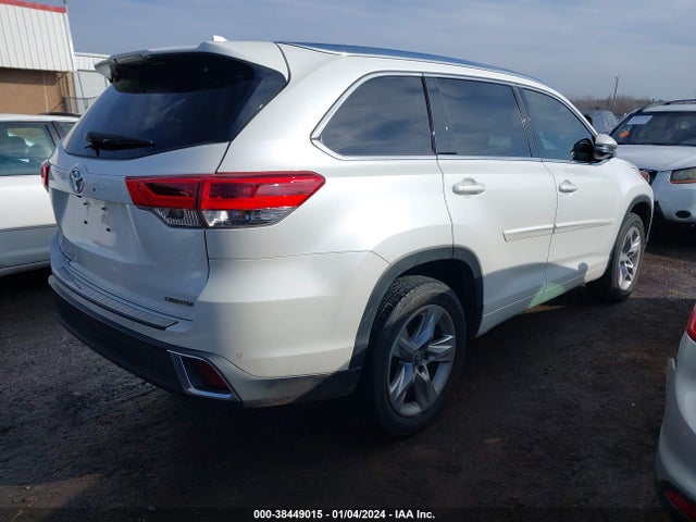 Toyota Highlander Limited 2018 5TDYZRFHXJS235854 Image 4
