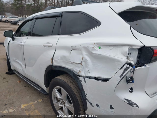 Toyota Highlander L 2022 5TDCZRAH6NS110311 Image 14