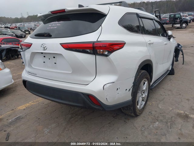 Toyota Highlander L 2022 5TDCZRAH6NS110311 Image 4