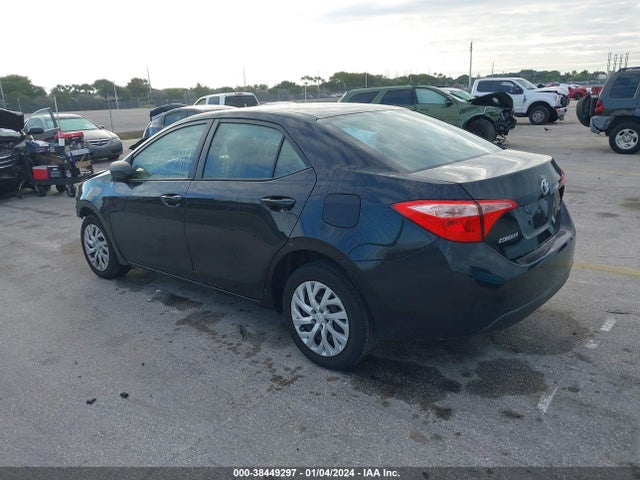 Toyota COROLLA LE 2019 5YFBURHEXKP939439 Image 3