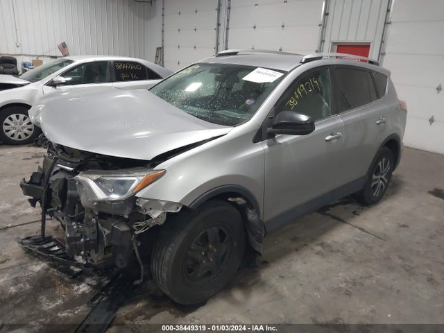 Toyota RAV4 LE 2016 2T3BFREV0GW532953 Image 2