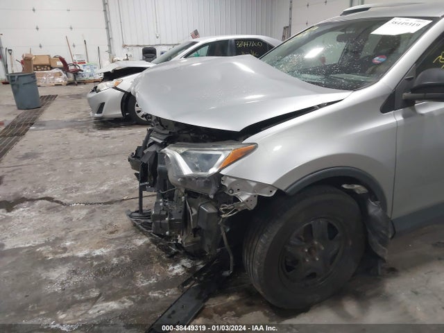 Toyota RAV4 LE 2016 2T3BFREV0GW532953 Image 6