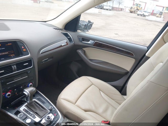 WA1LFAFPXFA078529 Audi Q5 2.0t Premium