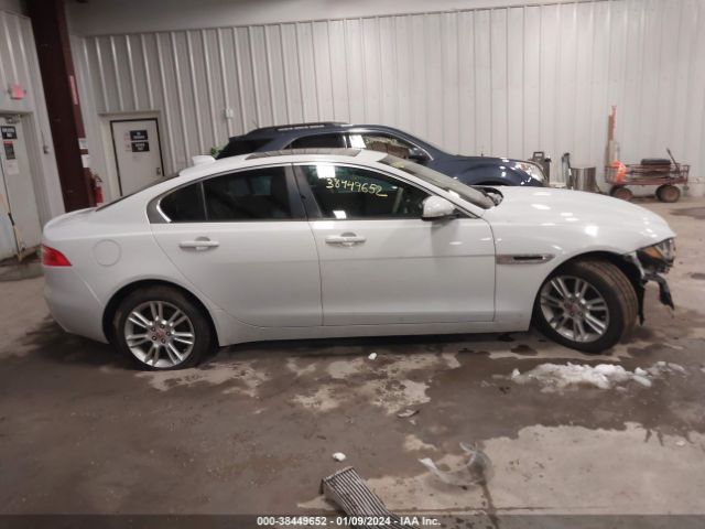 SAJAD4BG3HA966845 Jaguar Xe 25t Premium