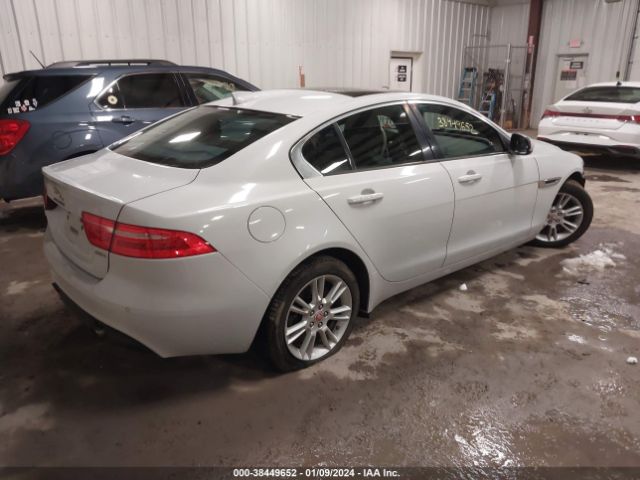 SAJAD4BG3HA966845 Jaguar Xe 25t Premium