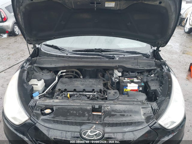 2011 HYUNDAI TUCSON GLS VIN: KM8JUCAC3BU130686