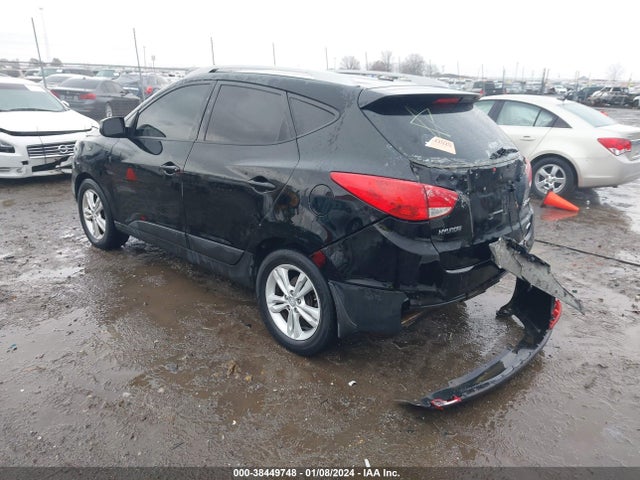 2011 HYUNDAI TUCSON GLS VIN: KM8JUCAC3BU130686