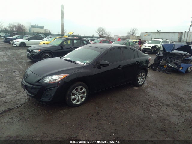 2011 MAZDA MAZDA3 I SPORT VIN: JM1BL1UG2B1902210