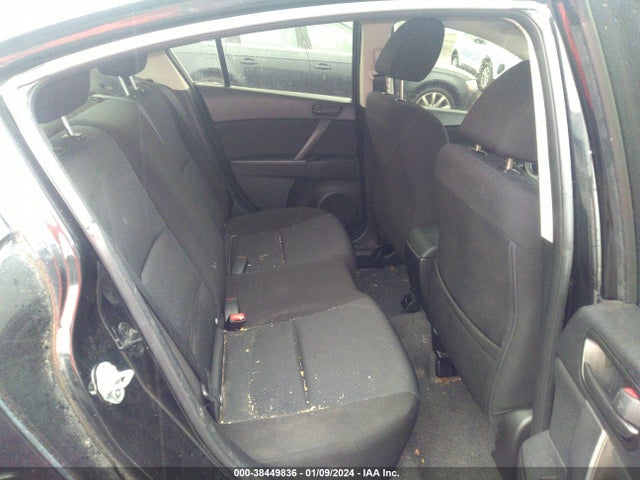 2011 MAZDA MAZDA3 I SPORT VIN: JM1BL1UG2B1902210