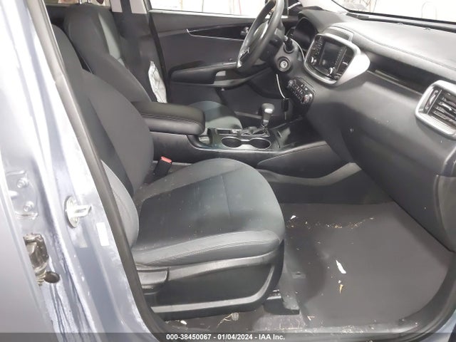 2020 KIA SORENTO 2.4L LX VIN: 5XYPGDA38LG658917