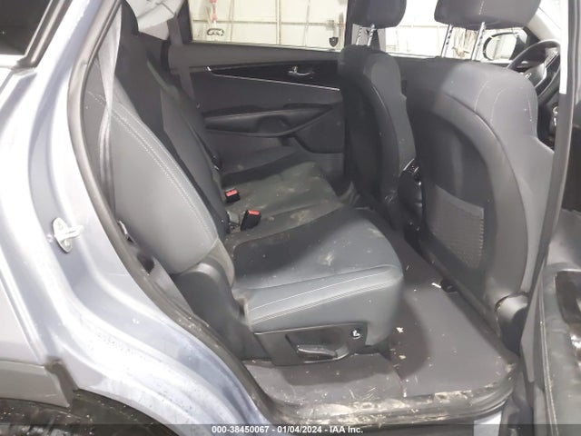2020 KIA SORENTO 2.4L LX VIN: 5XYPGDA38LG658917