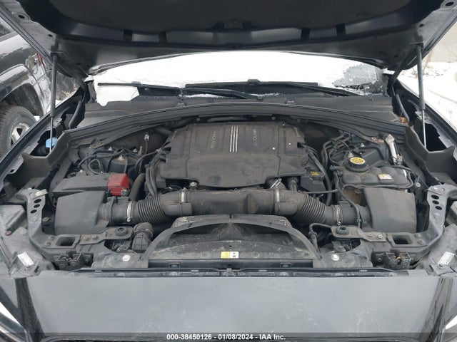 2017 JAGUAR F-PACE SADCM2BV9HA099157 Photo 9