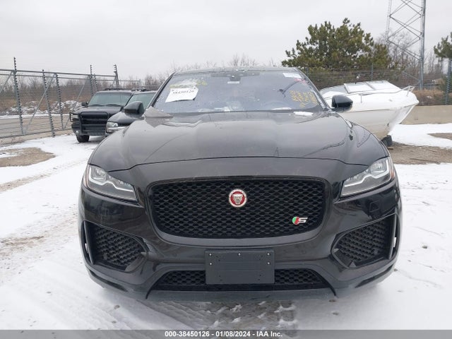 2017 JAGUAR F-PACE SADCM2BV9HA099157 Photo 5