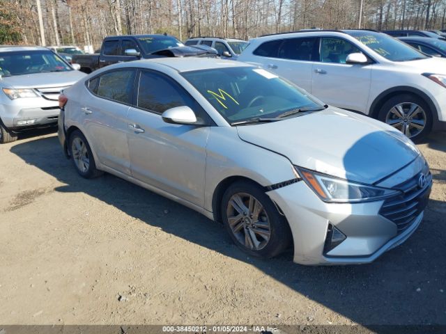 2019 5NPD84LF8KH445013 main image