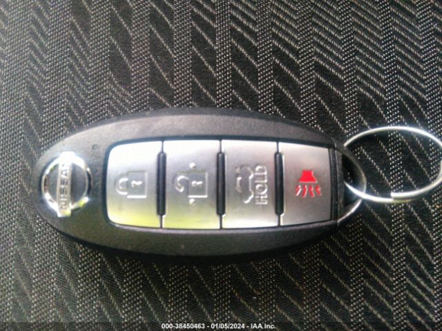 3N1CN8EV8ML808447 Nissan Versa Sv Xtronic Cvt