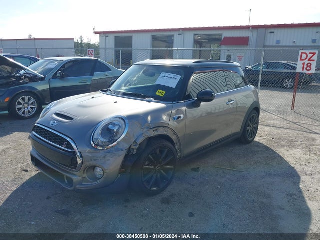 2017 MINI HARDTOP WMWXP7C32H3B94601 Photo 1