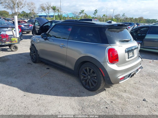 2017 MINI HARDTOP WMWXP7C32H3B94601 Photo 2
