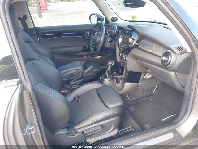 2017 MINI HARDTOP WMWXP7C32H3B94601 Photo 4