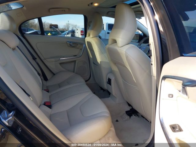 YV140MFK7F1340616 Volvo S60 T5 Premier