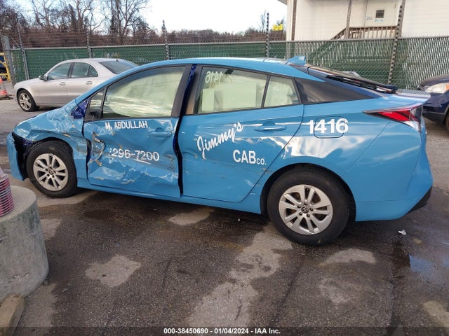 Toyota Prius Two 2016 JTDKBRFU3G3510577 Image 15