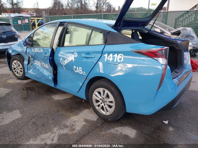 Toyota Prius Two 2016 JTDKBRFU3G3510577 Image 3