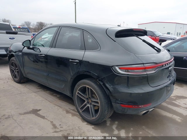 2020 PORSCHE MACAN WP1AB2A55LLB33617 Photo 2