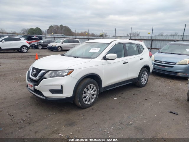 Nissan ROGUE S 2017 JN8AT2MV9HW007782 Image 2