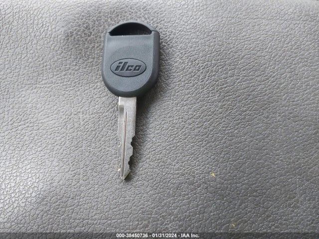 2007 FORD MUSTANG V6 DELUXE/V6 PREMIUM VIN: 1ZVHT84N575243991