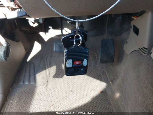 2001 FORD EXPEDITION EDDIE BAUER VIN: 1FMFU18L71LA63093