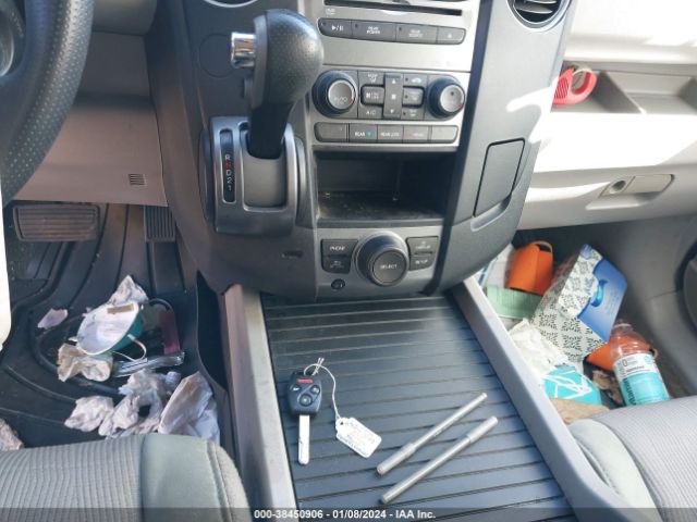5FNYF3H32FB013618 Honda PILOT SE