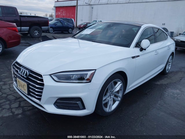 Audi A5 45 Premium 2019 WAUANCF50KA054984 Image 2