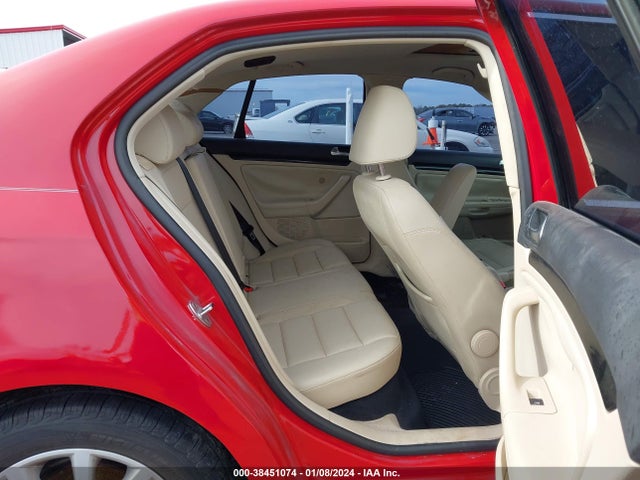 2010 VOLKSWAGEN JETTA SE VIN: 3VWRX7AJ4AM035509