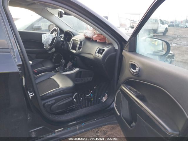 2019 JEEP COMPASS 3C4NJDBB9KT789277 Photo 4