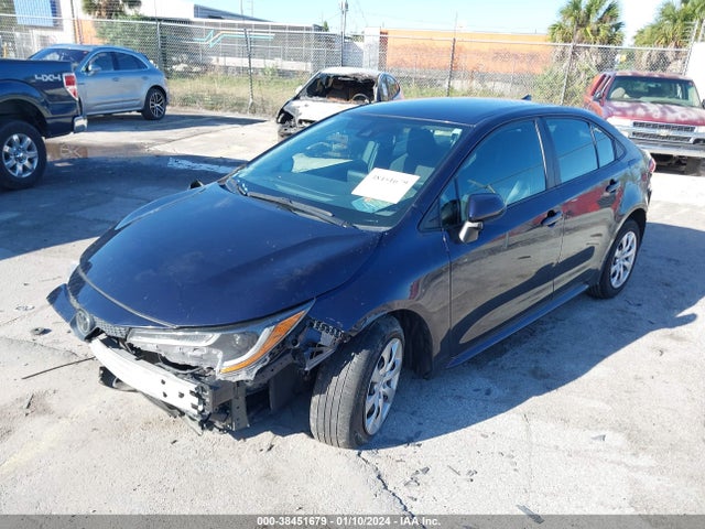 Toyota COROLLA LE 2021 5YFEPMAE9MP180402 Image 2