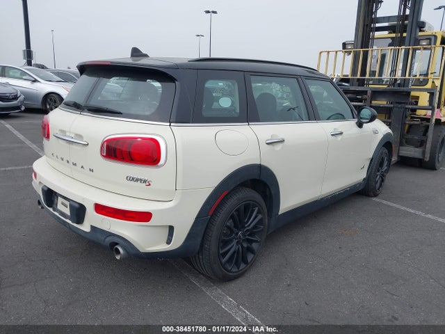 2017 MINI CLUBMAN WMWLU5C55H2E81837 Photo 3