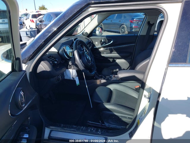 2017 MINI CLUBMAN WMWLU5C55H2E81837 Photo 4