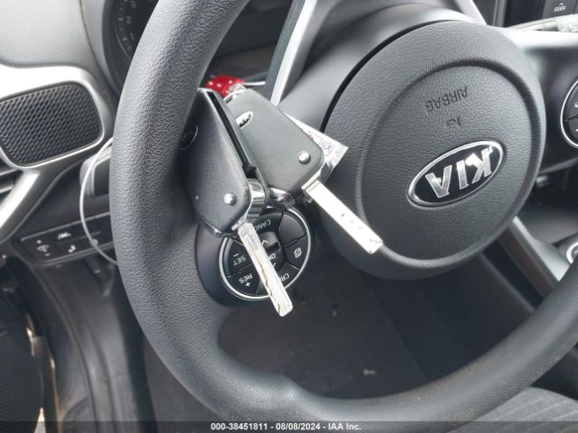 KNDJ23AU9L7046942 KIA SOUL S