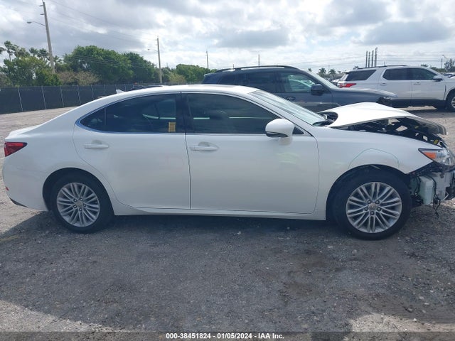 2013 Lexus Es 350 მანქანა იყიდება აუქციონზე, vin: JTHBK1GGXD2024908, აუქციონის ნომერი: 38451824