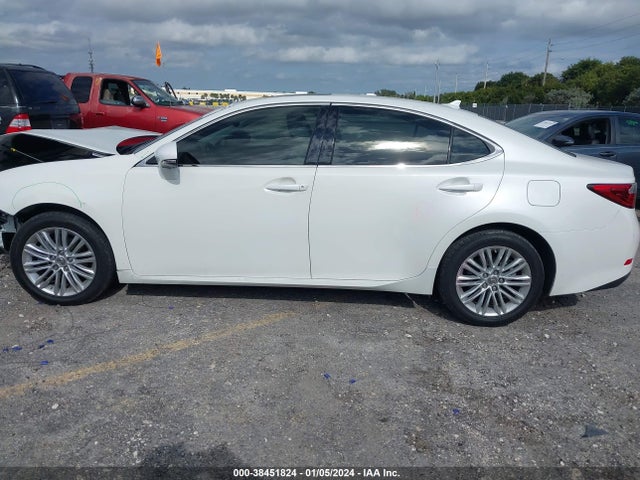2013 Lexus Es 350 მანქანა იყიდება აუქციონზე, vin: JTHBK1GGXD2024908, აუქციონის ნომერი: 38451824