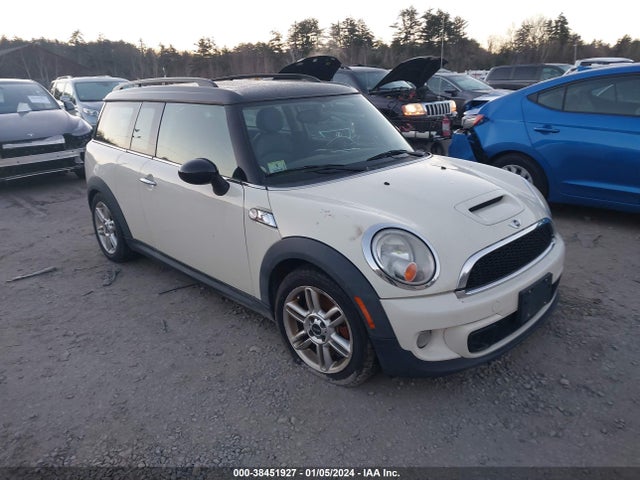 2011 MINI COOPER S CLUBMAN WMWZG3C55BTY35991 Photo 0