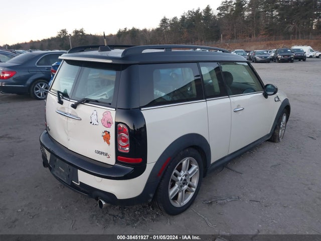 2011 MINI COOPER S CLUBMAN WMWZG3C55BTY35991 Photo 3