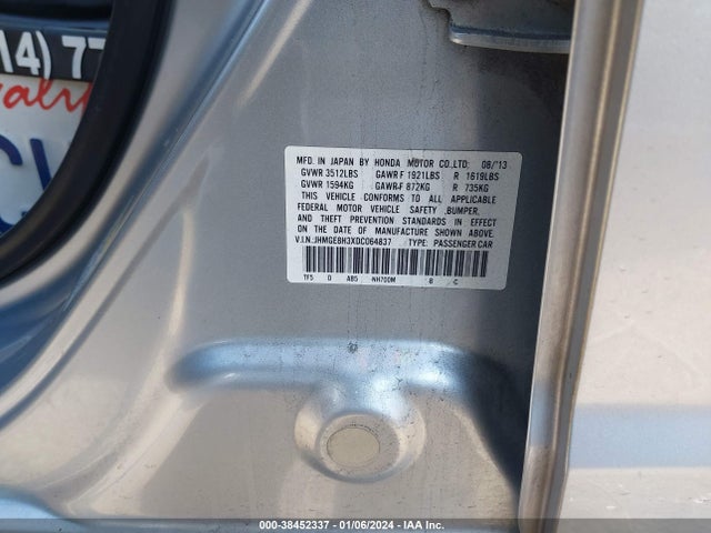 2013 HONDA FIT VIN: JHMGE8H3XDC064837