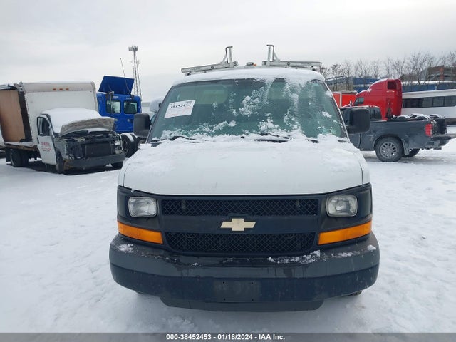 Chevrolet Express 2500 Work Van 2015 1GCWGFCF1F1168659 Image 12