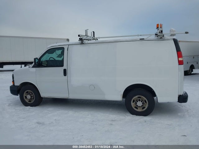 Chevrolet Express 2500 Work Van 2015 1GCWGFCF1F1168659 Image 14