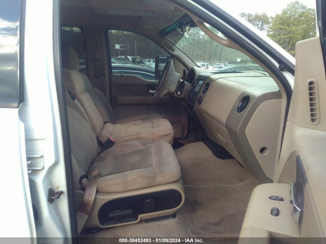2004 FORD F-150 XLT VIN: 1FTRW12W44KC85468