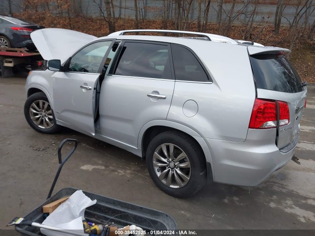 2013 KIA SORENTO SX V6 VIN: 5XYKWDA27DG364804