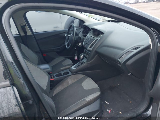 2014 FORD FOCUS SE VIN: 1FADP3F29EL229246