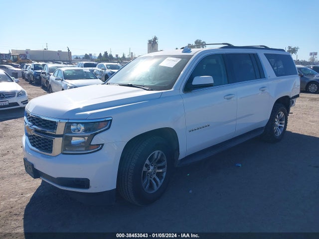 Chevrolet Suburban Lt 2017 1GNSKHKC1HR154675 Image 2