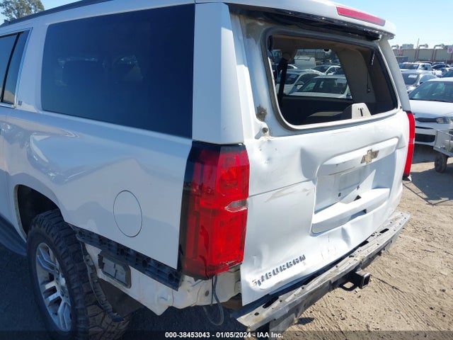 Chevrolet Suburban Lt 2017 1GNSKHKC1HR154675 Image 6