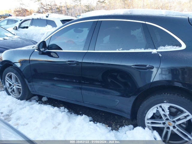 WP1AB2A50GLB47625 Porsche MACAN S